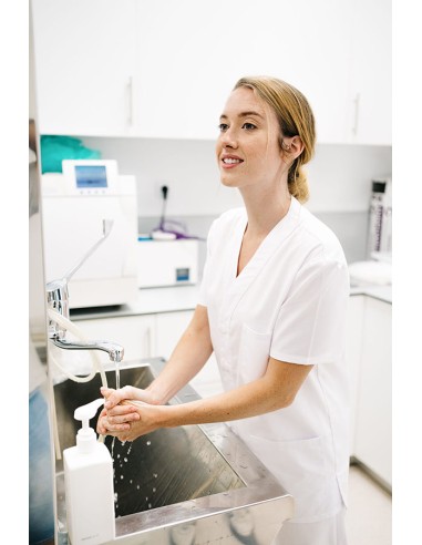 CHAQUETA PIJAMA ABOTONADA MANGA CORTA VELILLA...