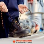 se puede conducir con botas de seguridad